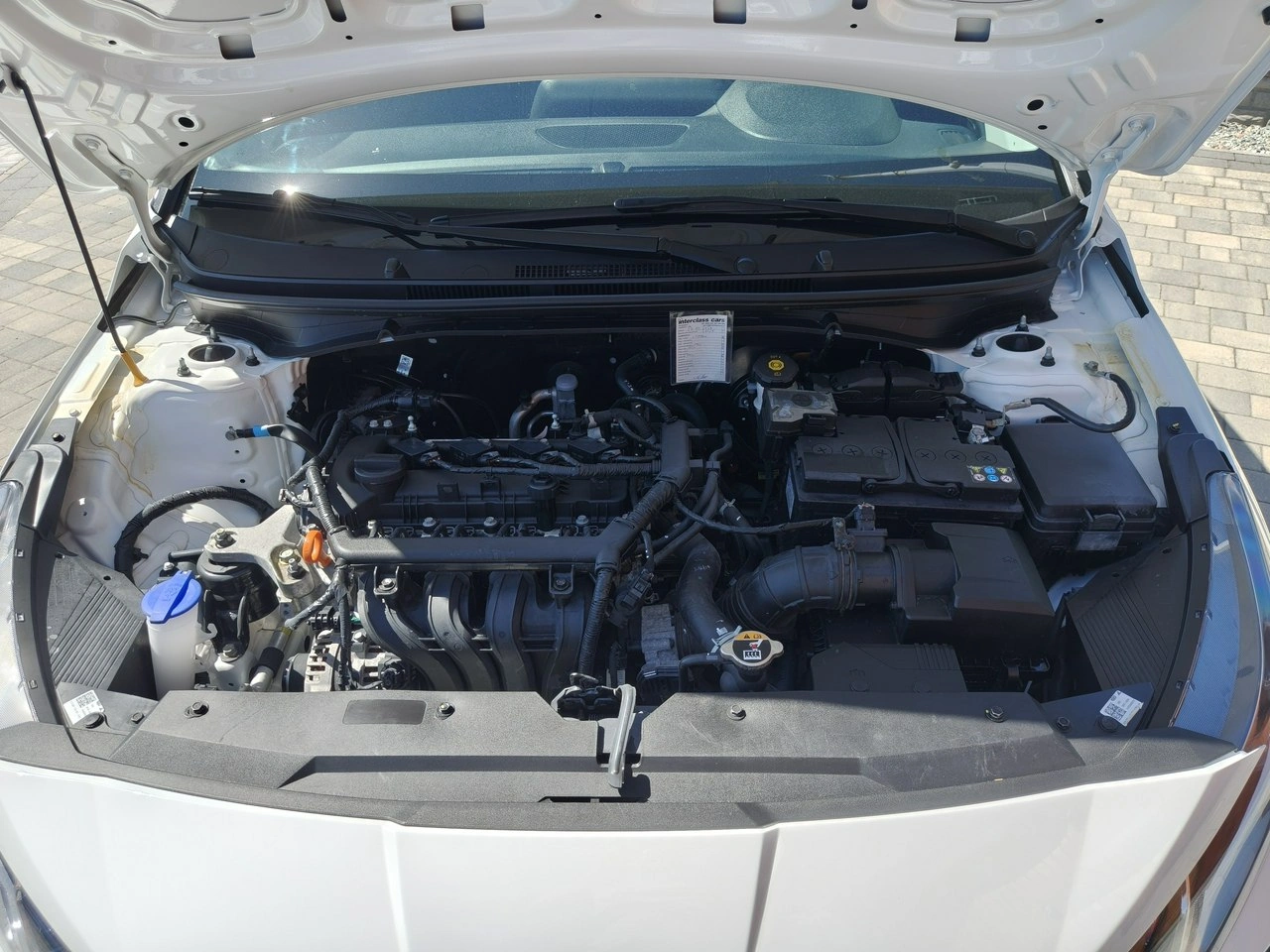 Hyundai i20 - Zdjęcie 30