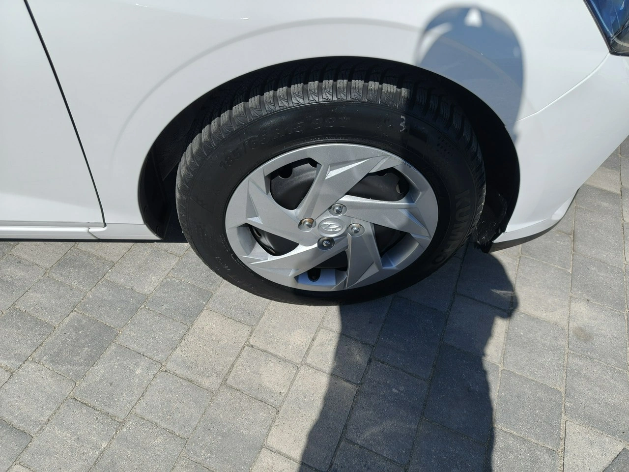 Hyundai i20 - Zdjęcie 32