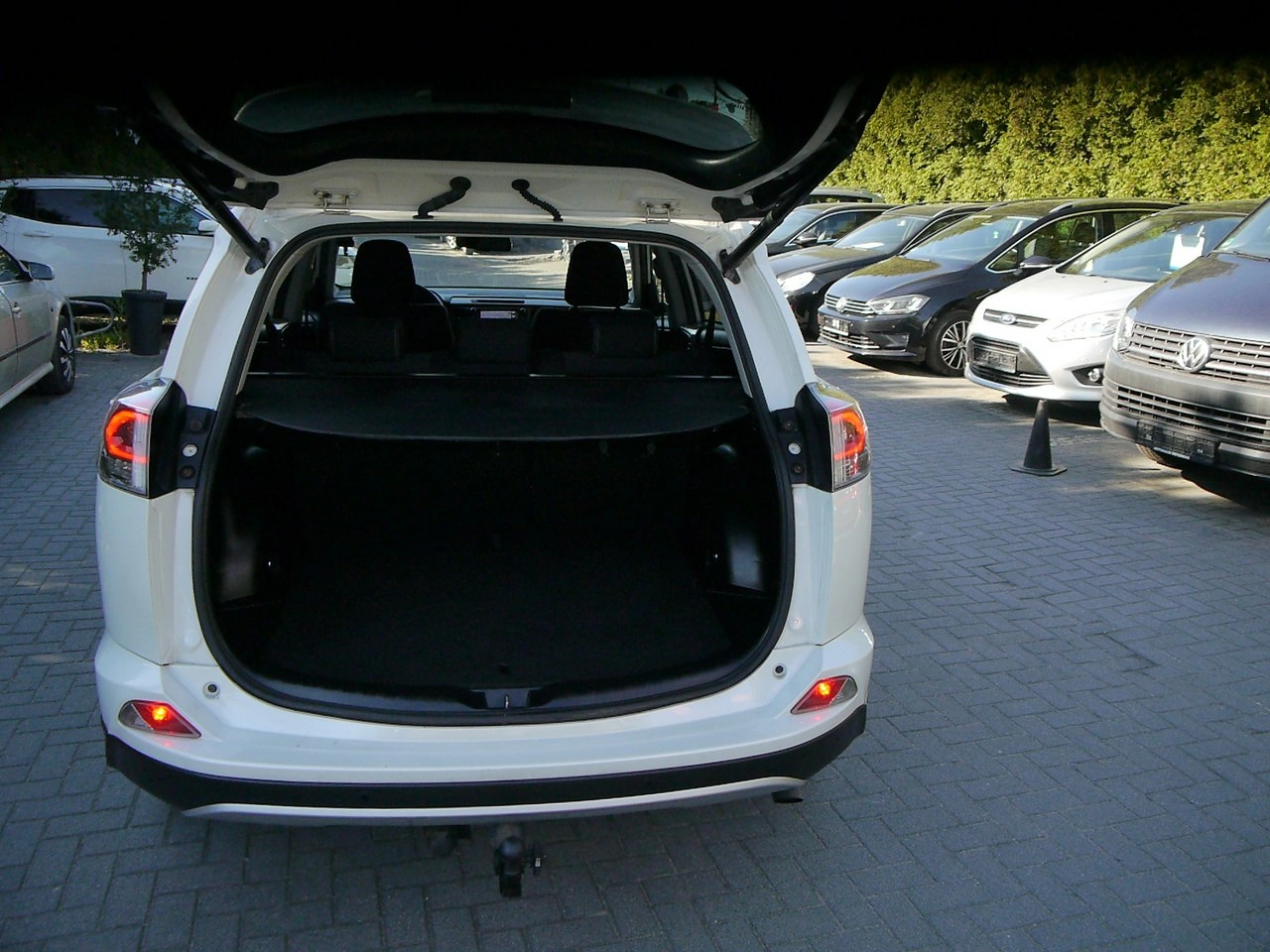 Toyota RAV-4 - Zdjęcie 20