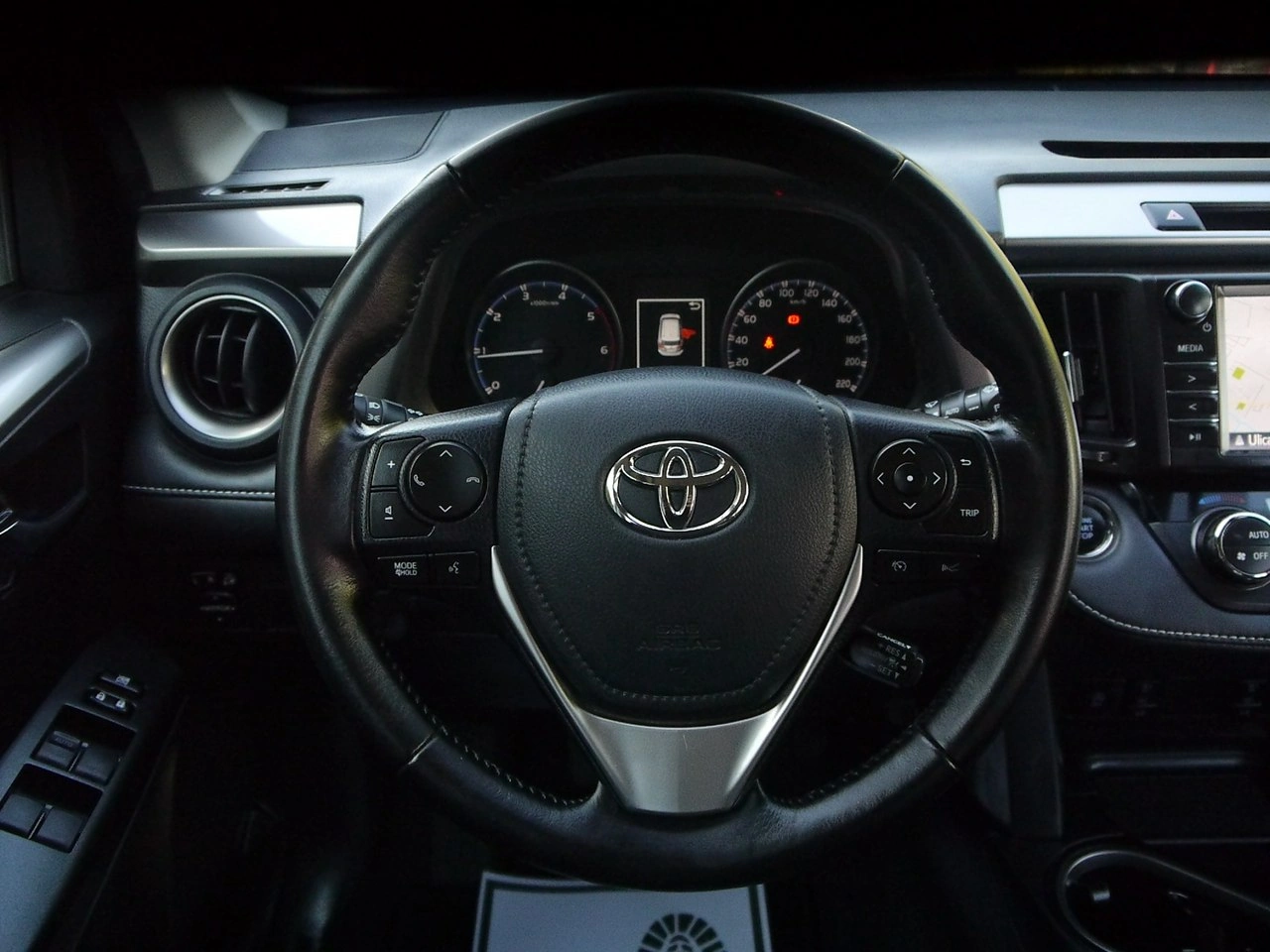 Toyota RAV-4 - Zdjęcie 22