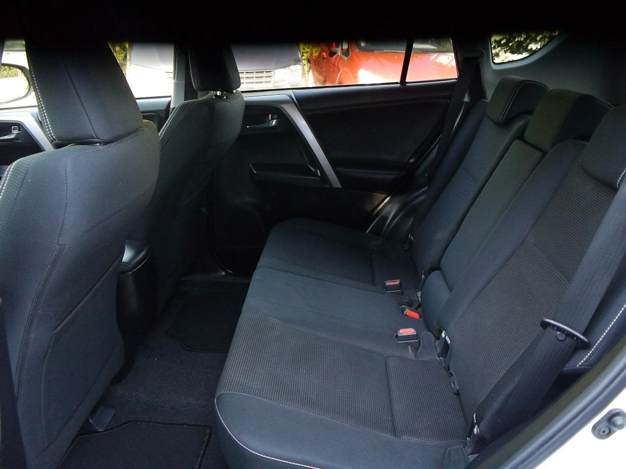 Toyota RAV-4 - Zdjęcie 35