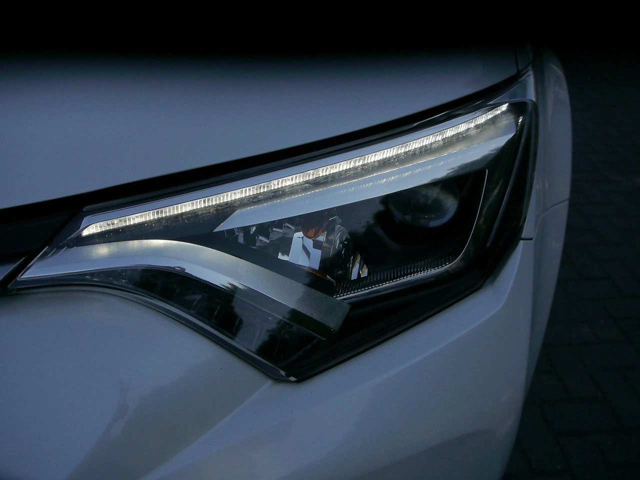Toyota RAV-4 - Zdjęcie 42