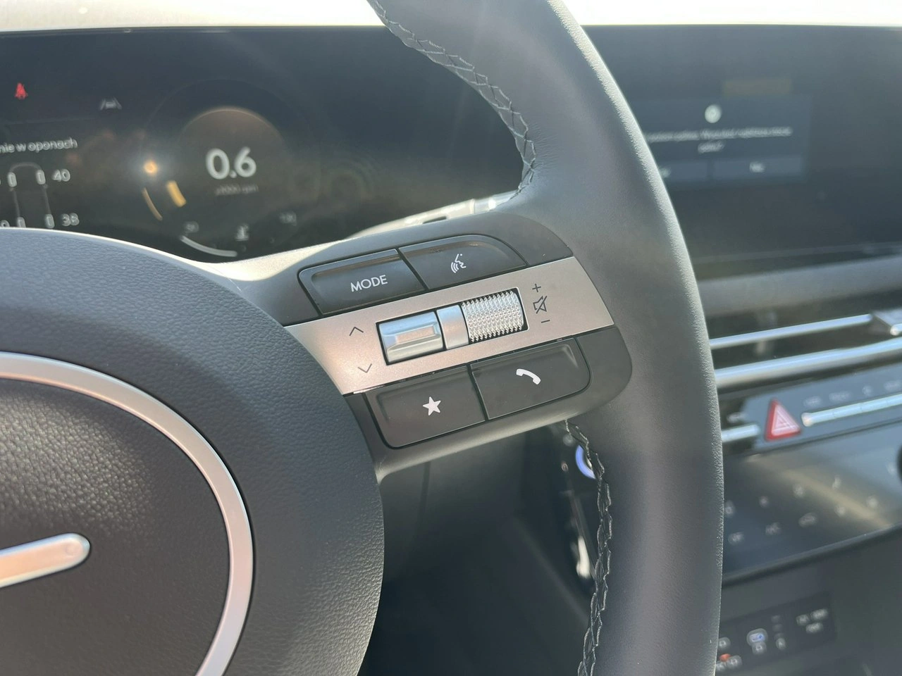 Hyundai Tucson - Zdjęcie 21