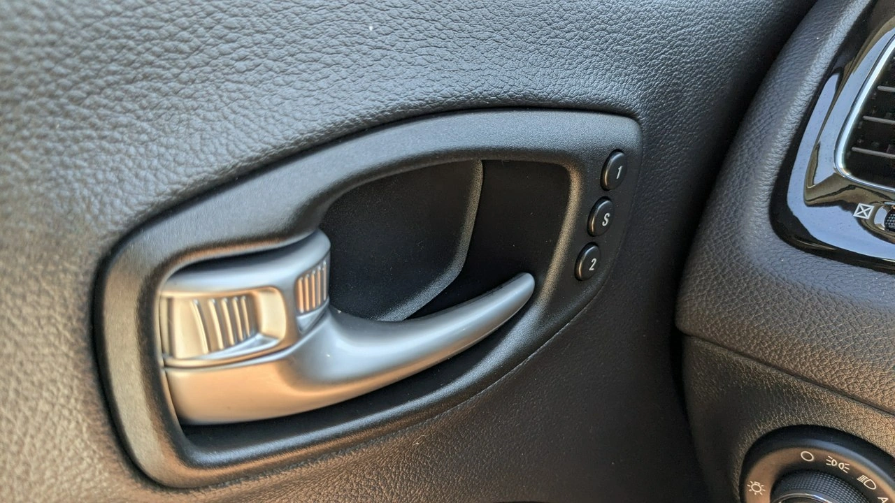 Jeep Compass - Zdjęcie 31