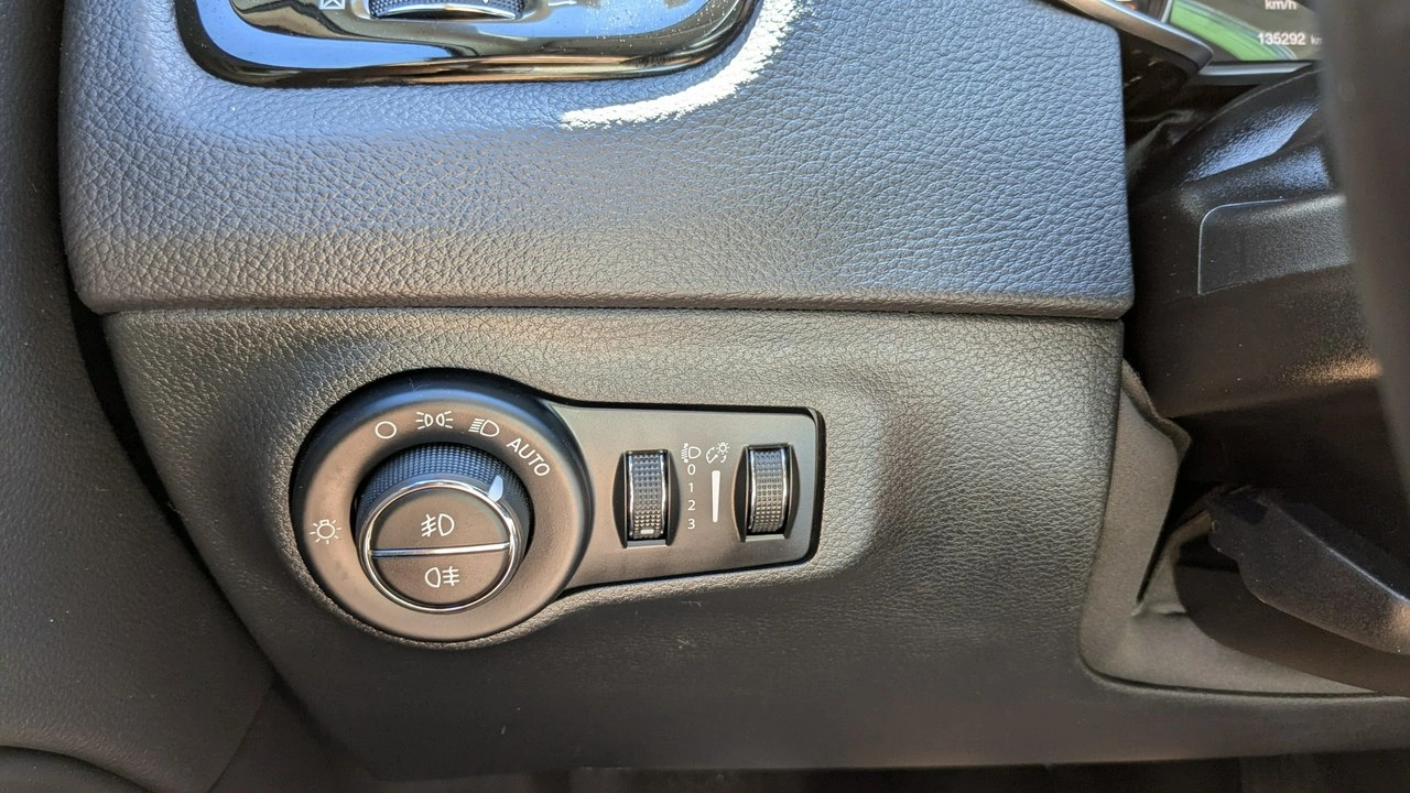 Jeep Compass - Zdjęcie 32