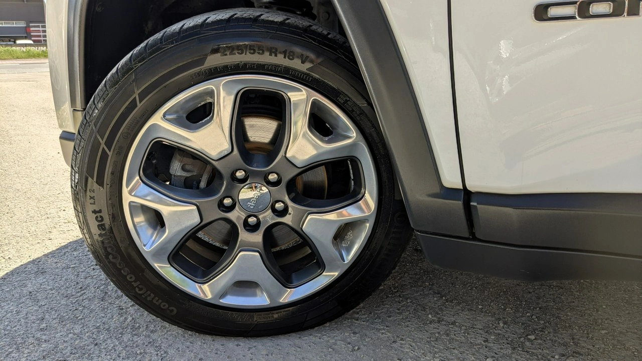 Jeep Compass - Zdjęcie 40