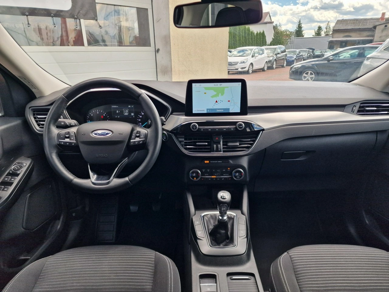 Ford Kuga - Zdjęcie 17