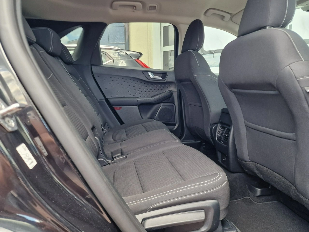 Ford Kuga - Zdjęcie 22