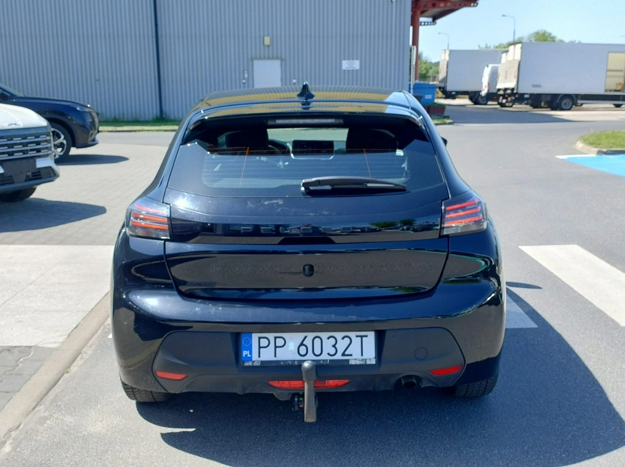 Peugeot 208 - Zdjęcie 2