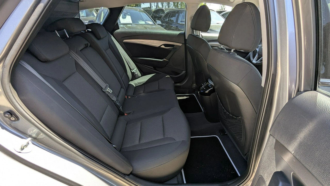 Hyundai i40 - Zdjęcie 19