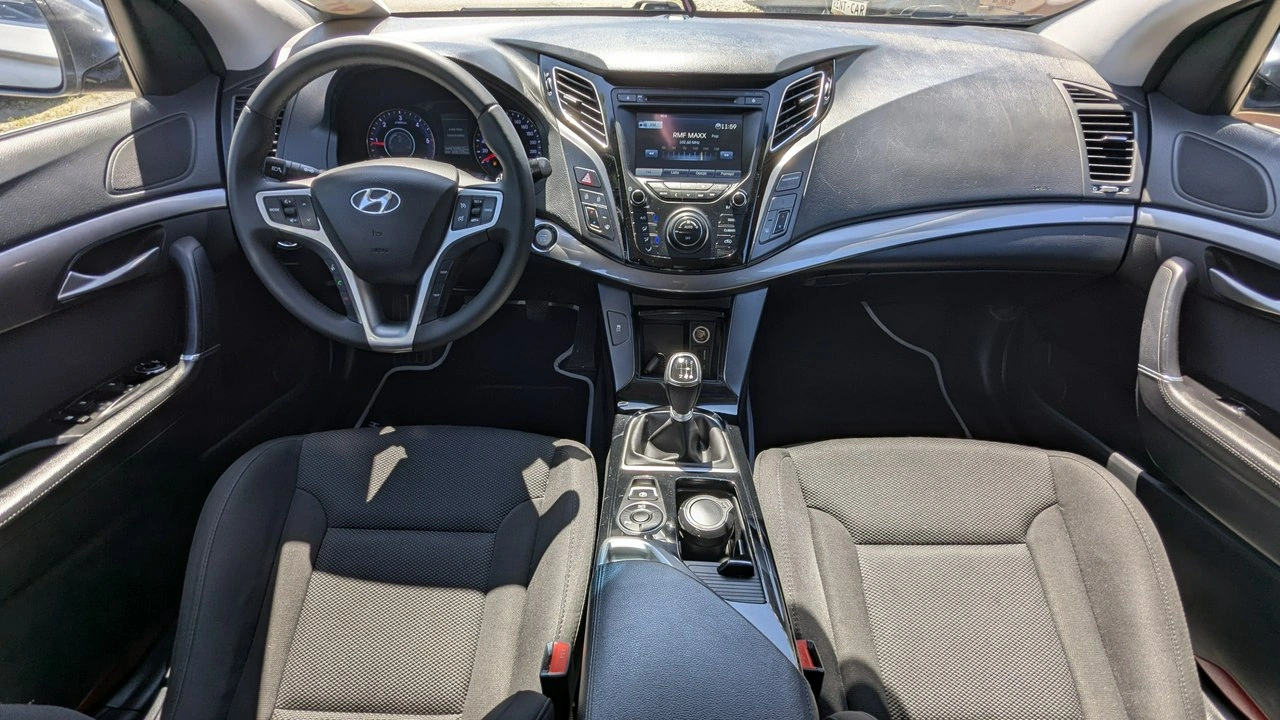 Hyundai i40 - Zdjęcie 22