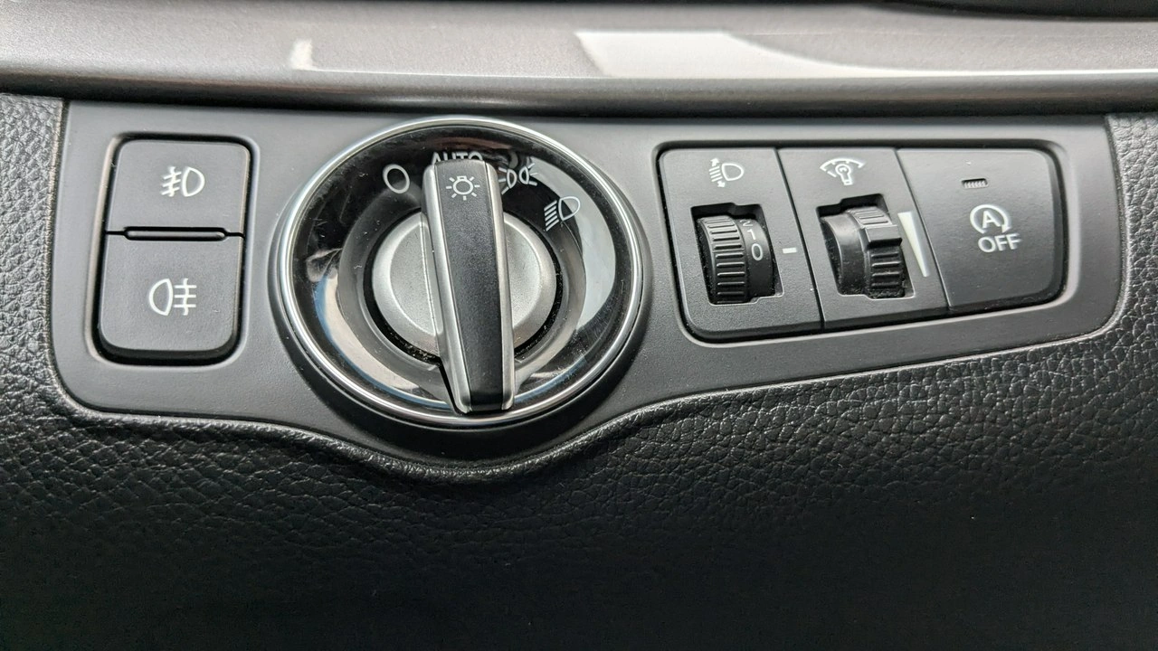 Hyundai i40 - Zdjęcie 34