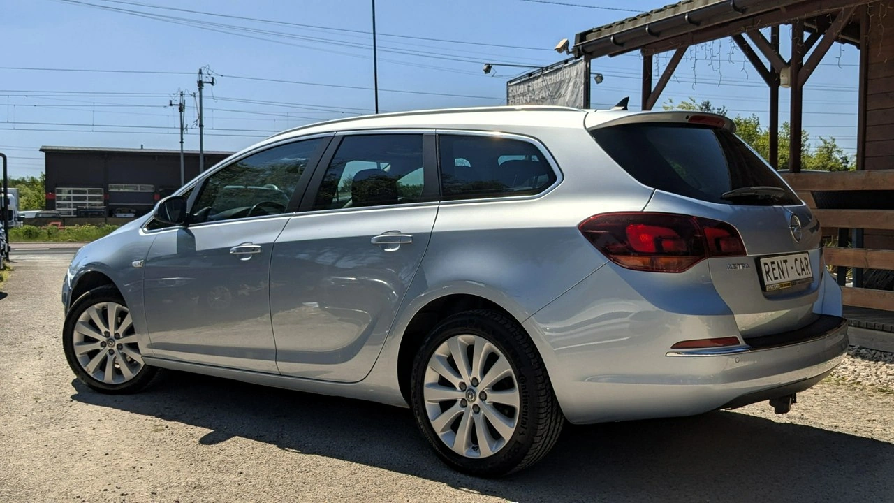 Opel Astra - Zdjęcie 10