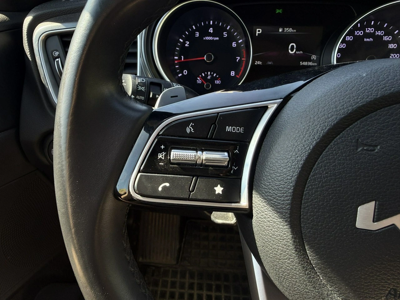Kia XCeed - Zdjęcie 8
