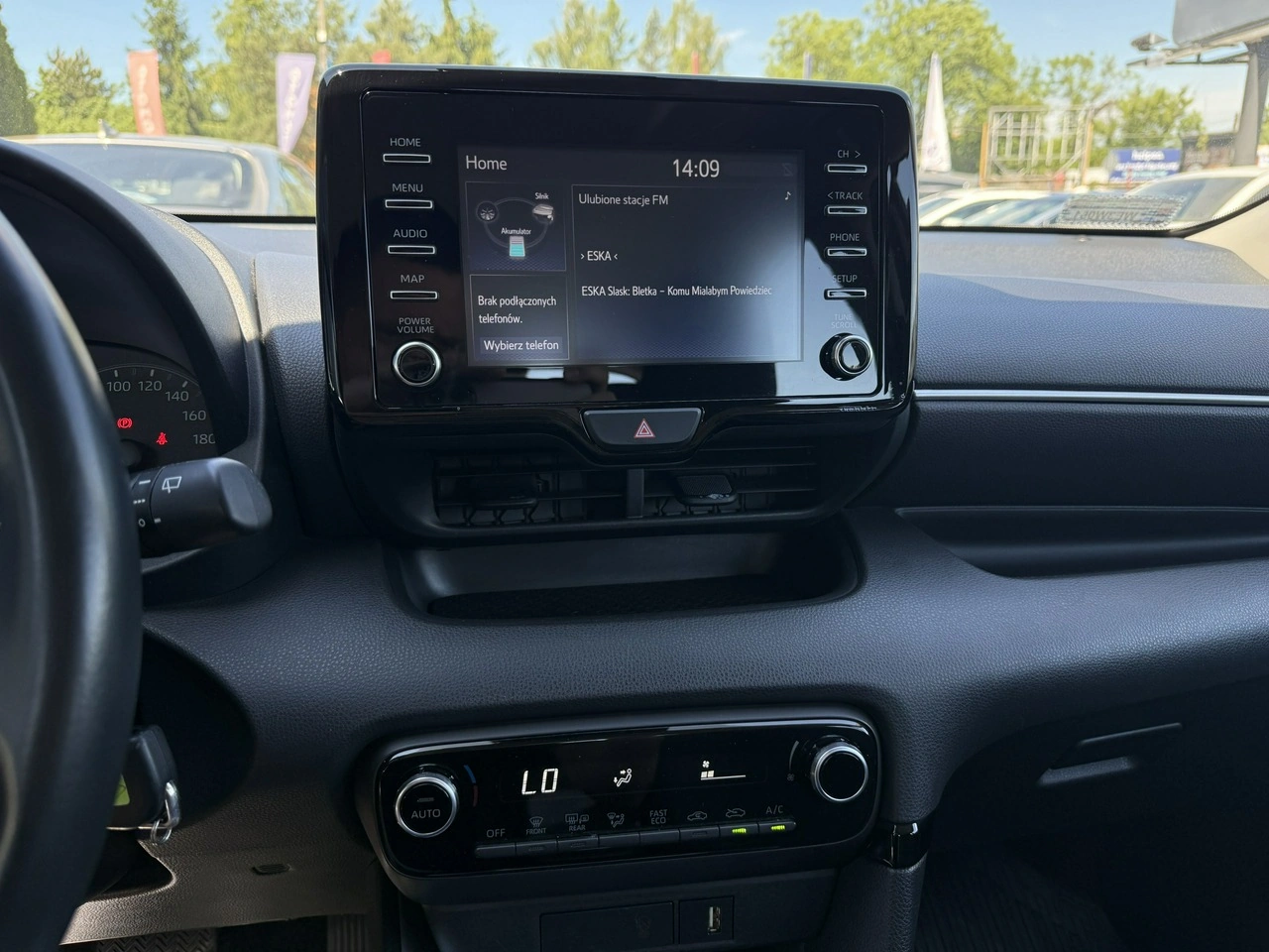 Toyota Yaris - Zdjęcie 20