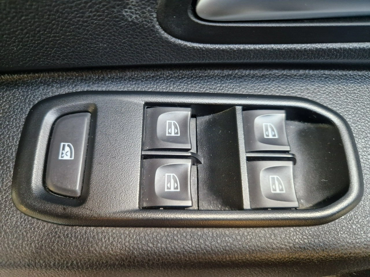Dacia Duster - Zdjęcie 10