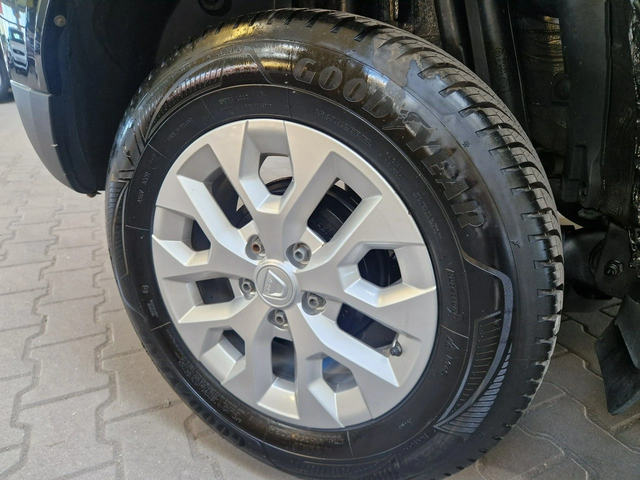 Dacia Duster - Zdjęcie 22