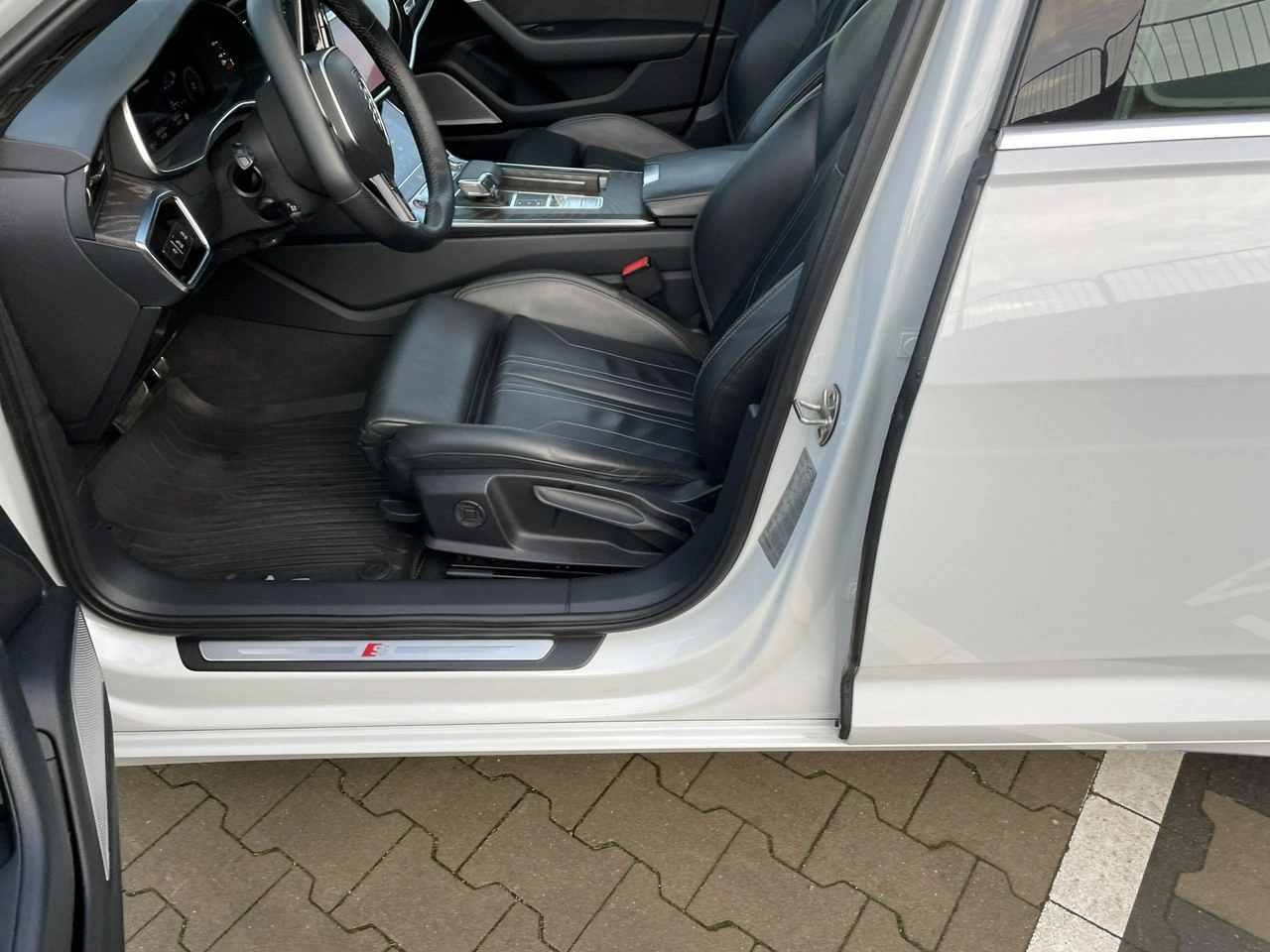 Audi A6 - Zdjęcie 36