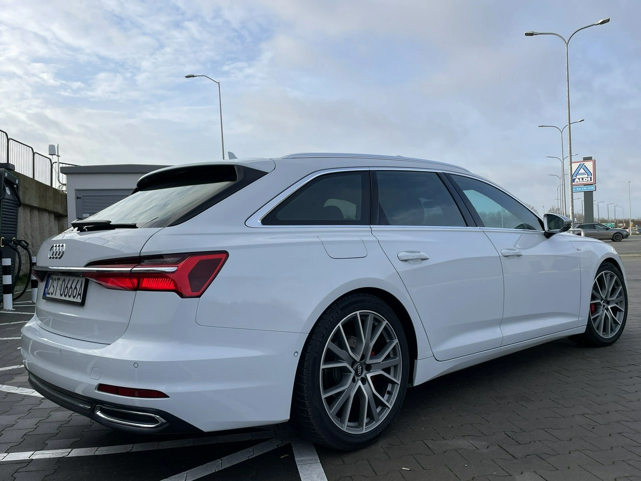 Audi A6 - Zdjęcie 3