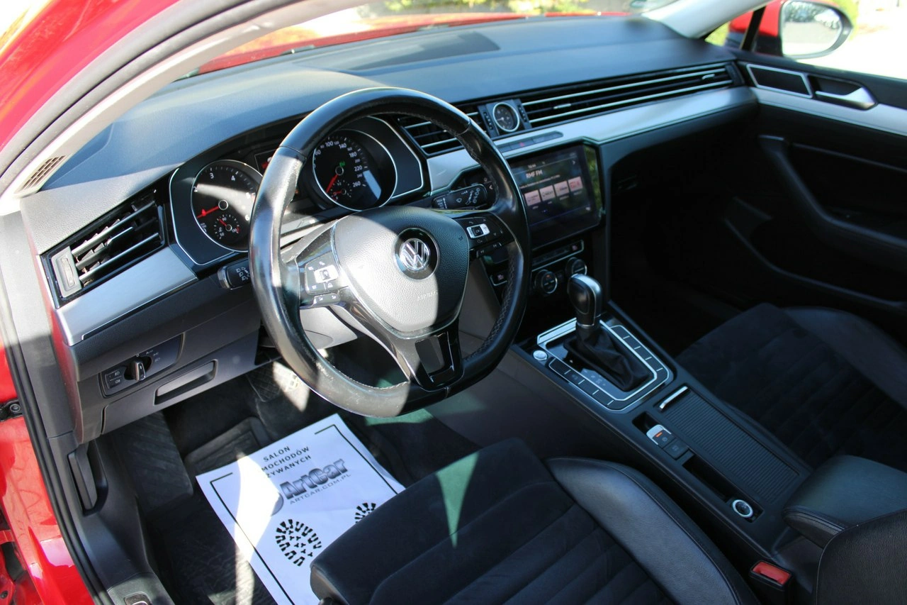 Volkswagen Passat Variant - Zdjęcie 17