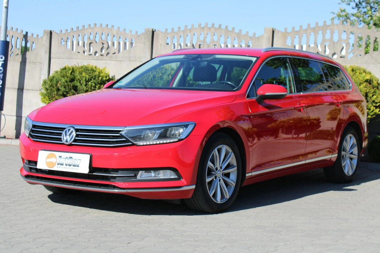 Volkswagen Passat Variant - Zdjęcie 1