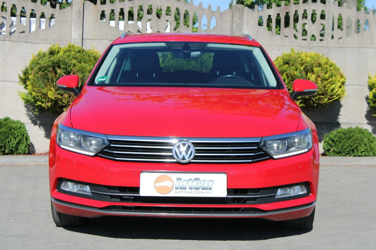 Volkswagen Passat Variant - Zdjęcie 2