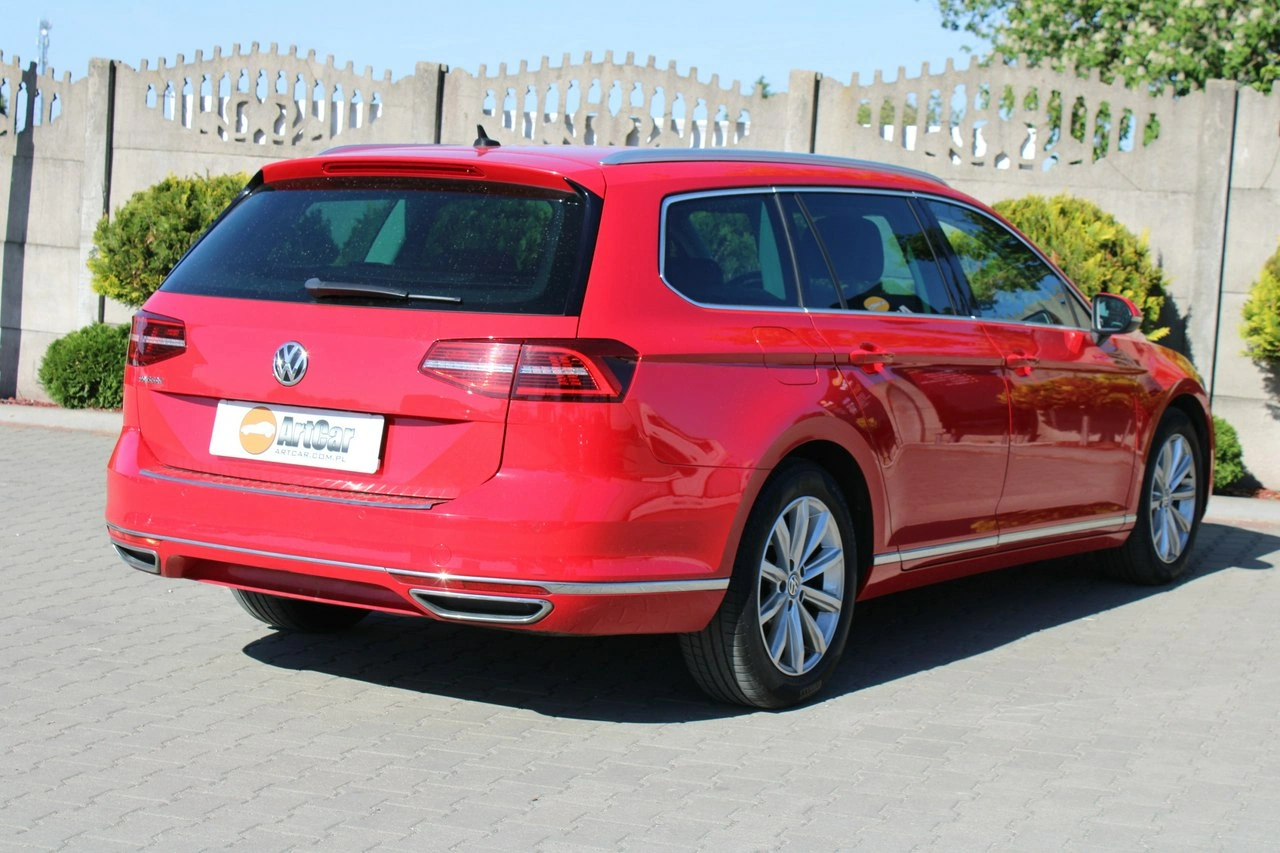 Volkswagen Passat Variant - Zdjęcie 5