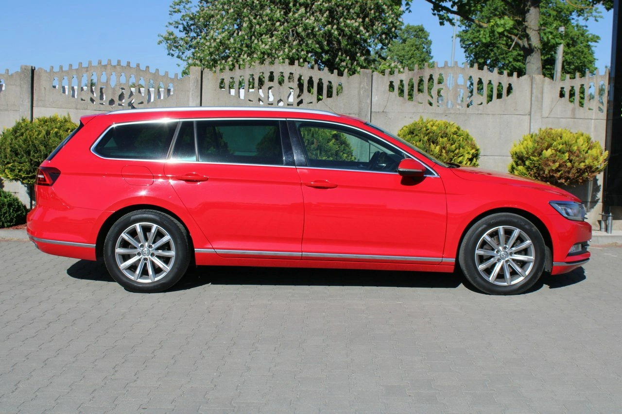 Volkswagen Passat Variant - Zdjęcie 6