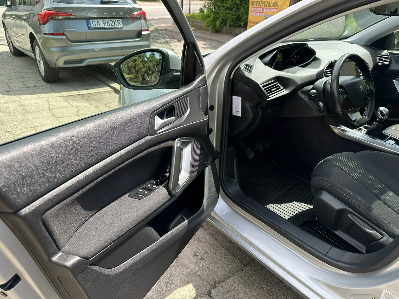 Peugeot 308 - Zdjęcie 8