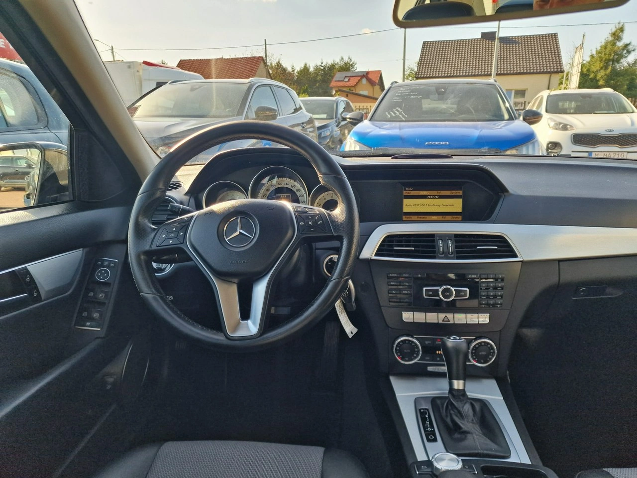 Mercedes C 200 - Zdjęcie 14
