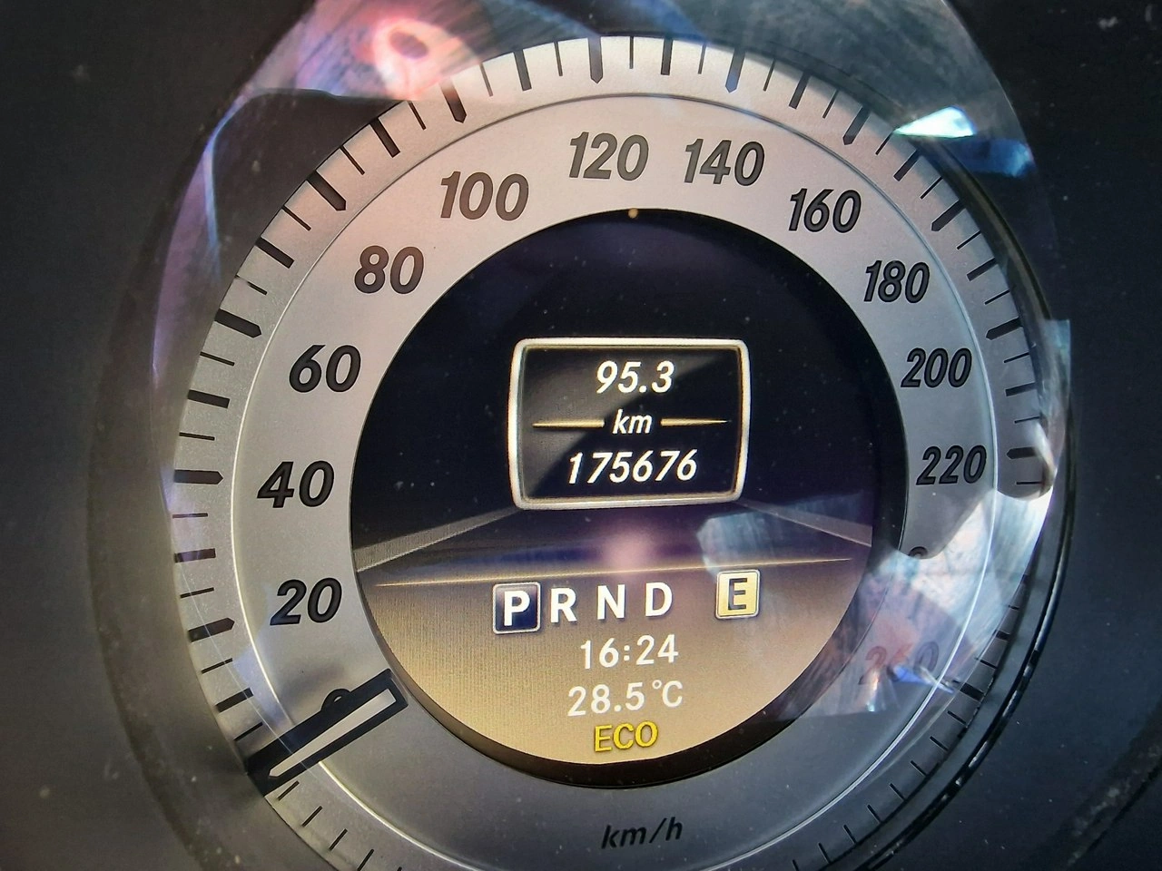 Mercedes C 200 - Zdjęcie 26