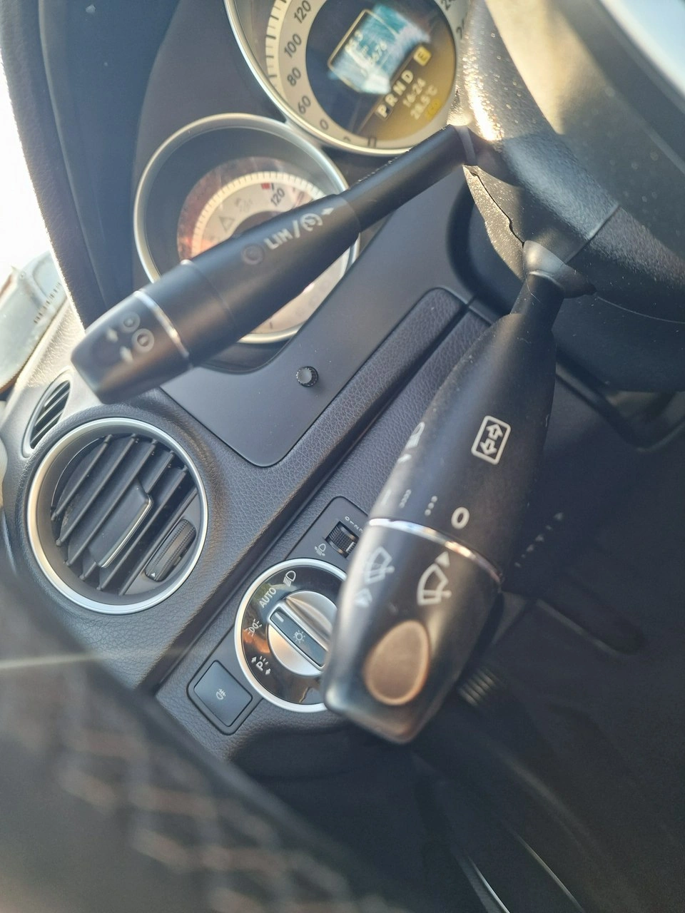 Mercedes C 200 - Zdjęcie 27