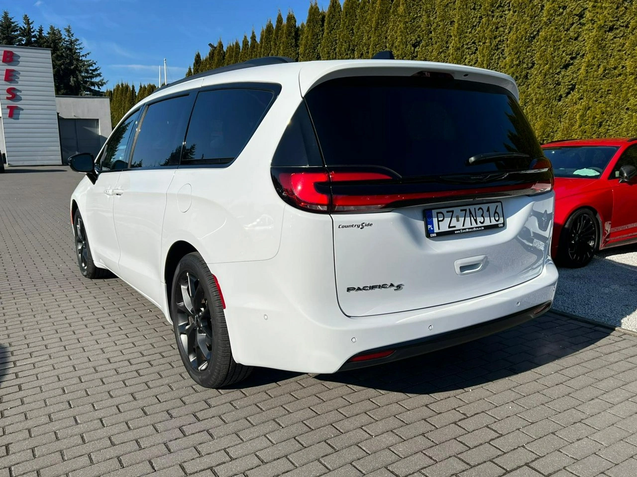 Chrysler Pacifica - Zdjęcie 2