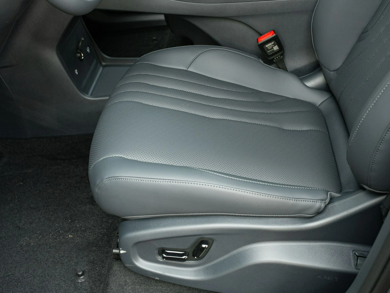 Geely Starray - Zdjęcie 9