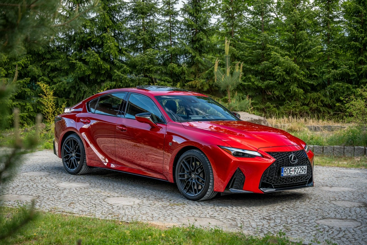 Lexus IS - Zdjęcie 23
