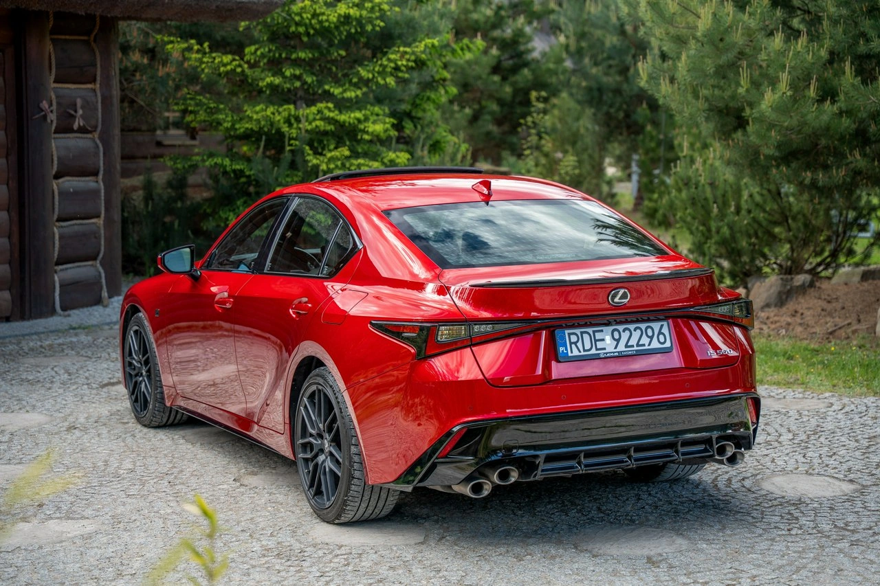 Lexus IS - Zdjęcie 24
