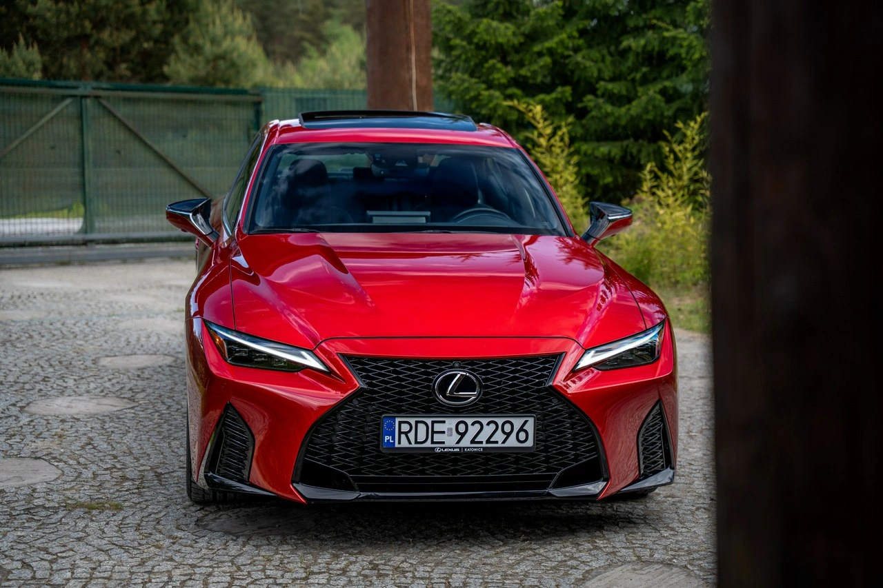 Lexus IS - Zdjęcie 27