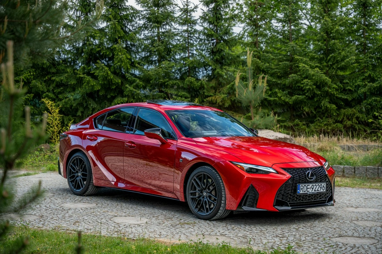 Lexus IS - Zdjęcie 31