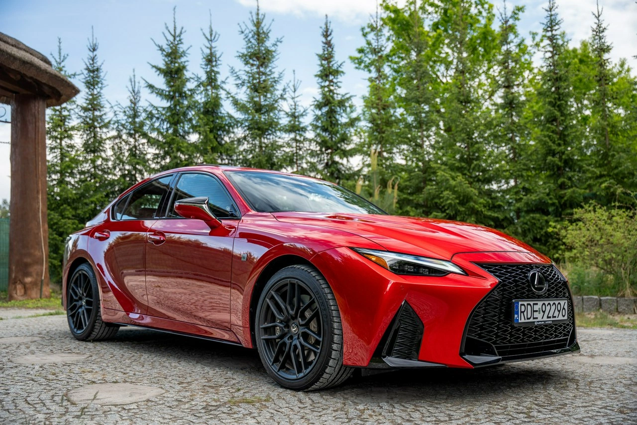 Lexus IS - Zdjęcie 9