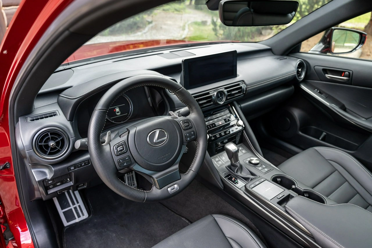 Lexus IS - Zdjęcie 37