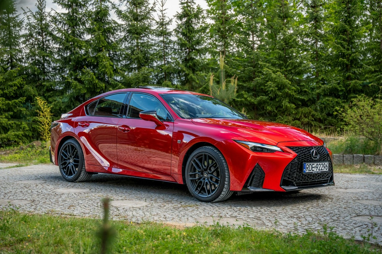 Lexus IS - Zdjęcie 20