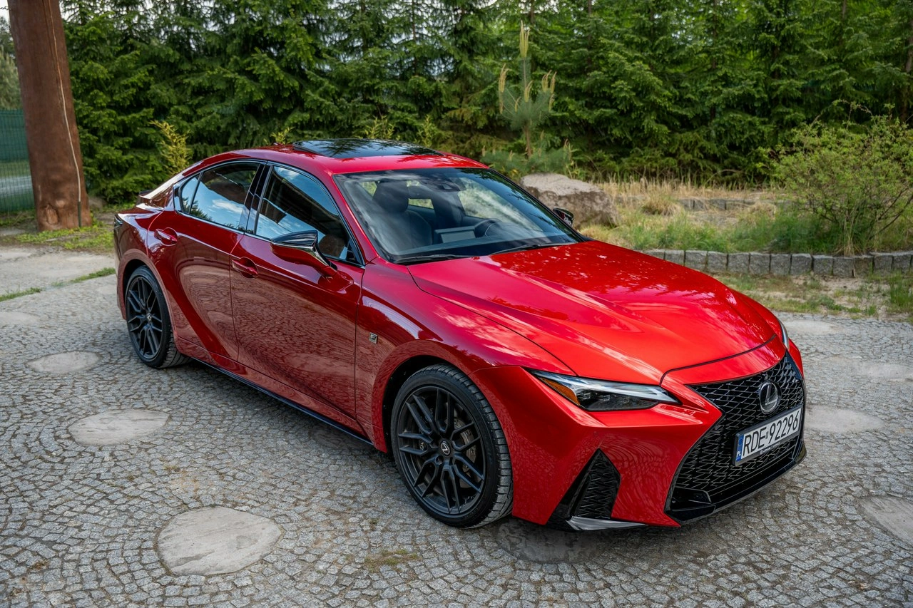 Lexus IS - Zdjęcie 30