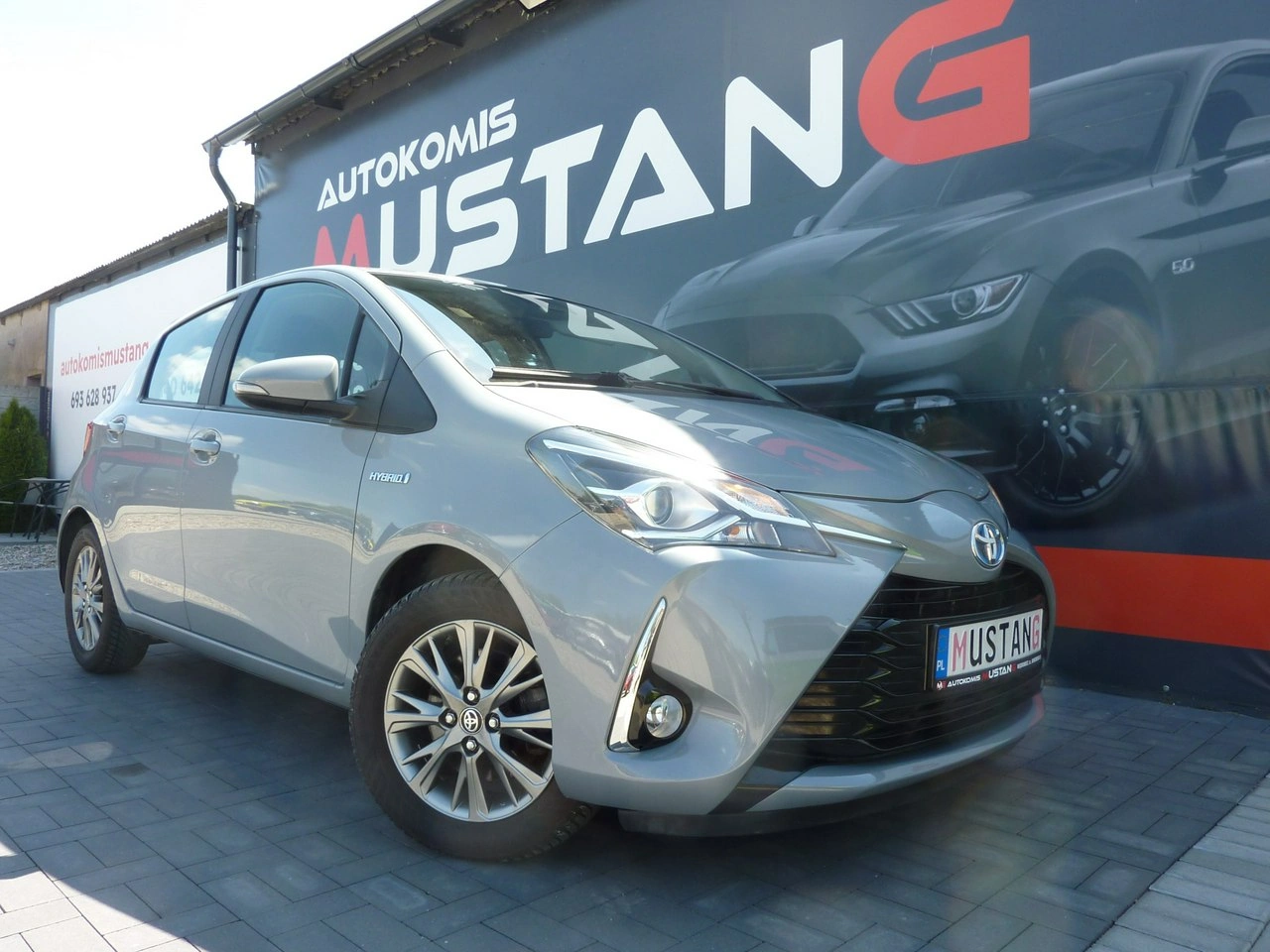 Toyota Yaris - Zdjęcie 2