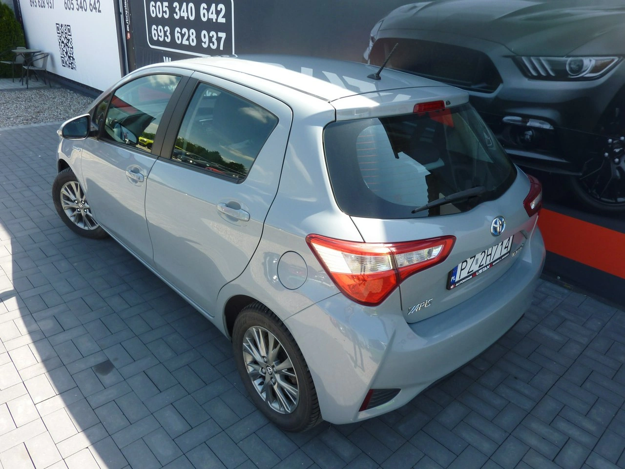 Toyota Yaris - Zdjęcie 6