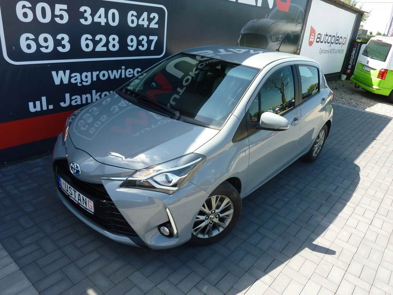 Toyota Yaris - Zdjęcie 8