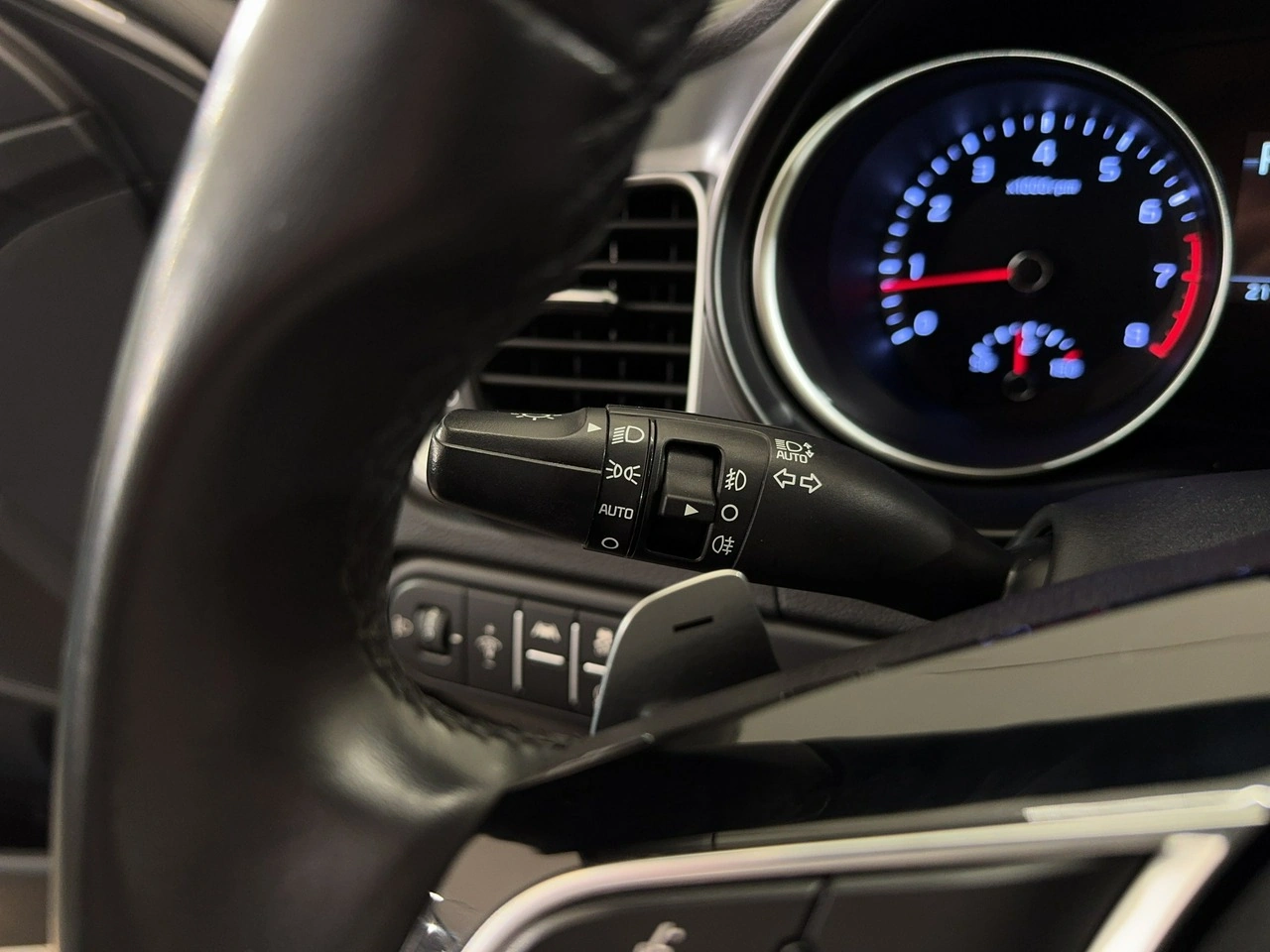 Kia XCeed - Zdjęcie 18