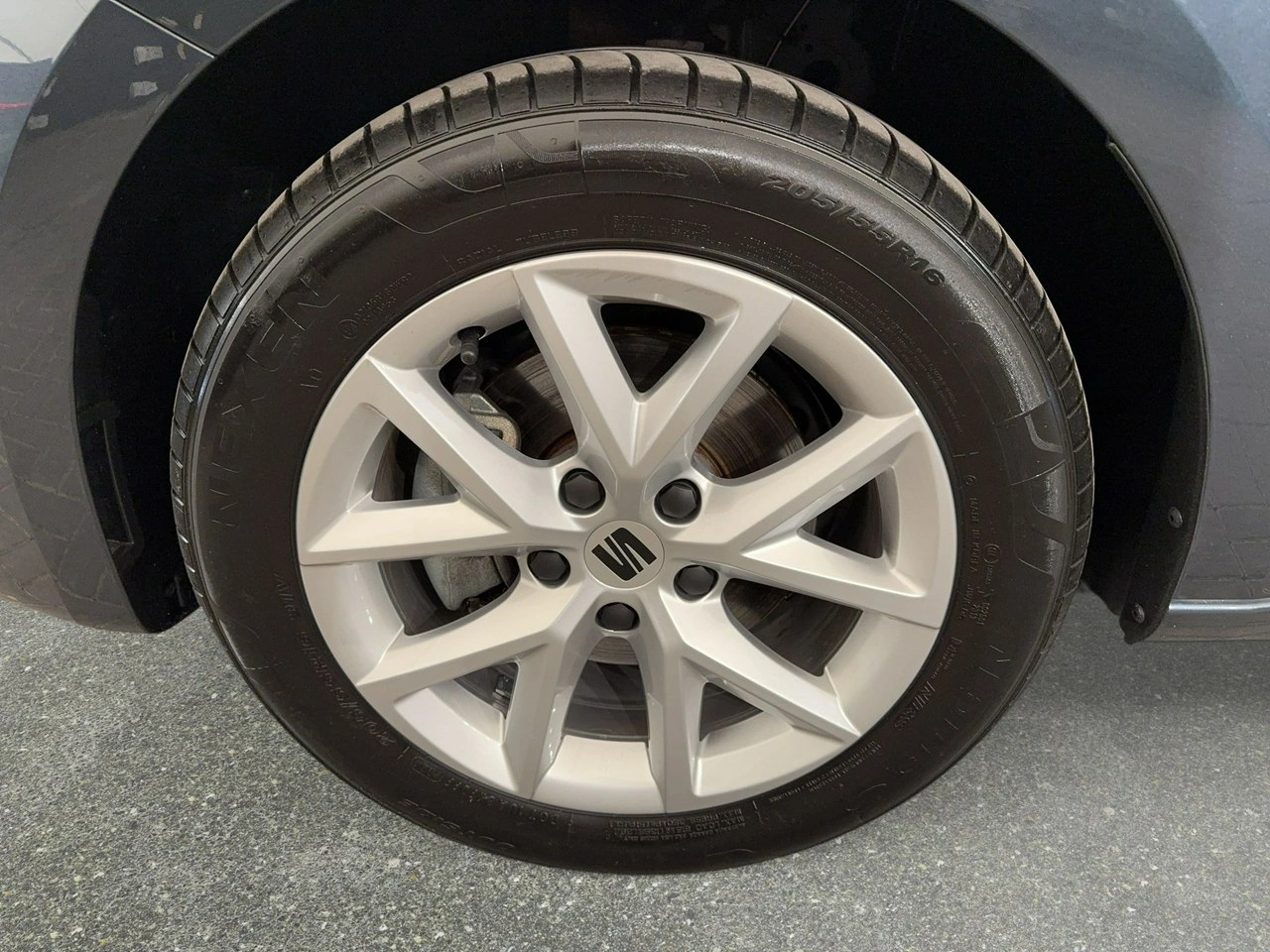 Seat Leon Sportstourer - Zdjęcie 8