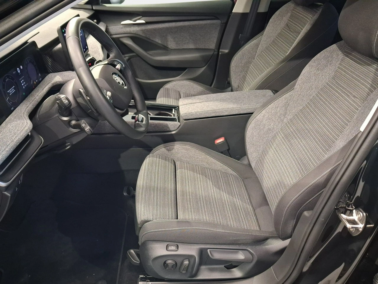 Skoda Superb - Zdjęcie 14