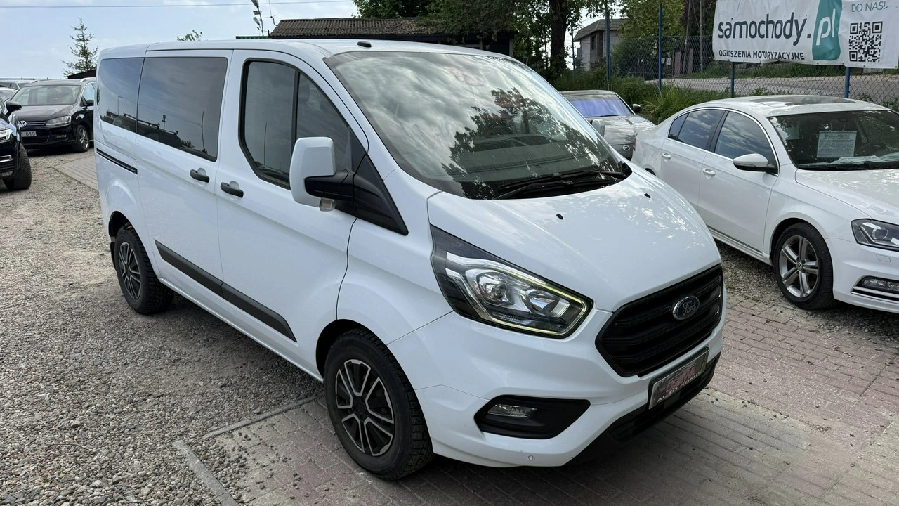 Ford Transit Custom - Zdjęcie 1
