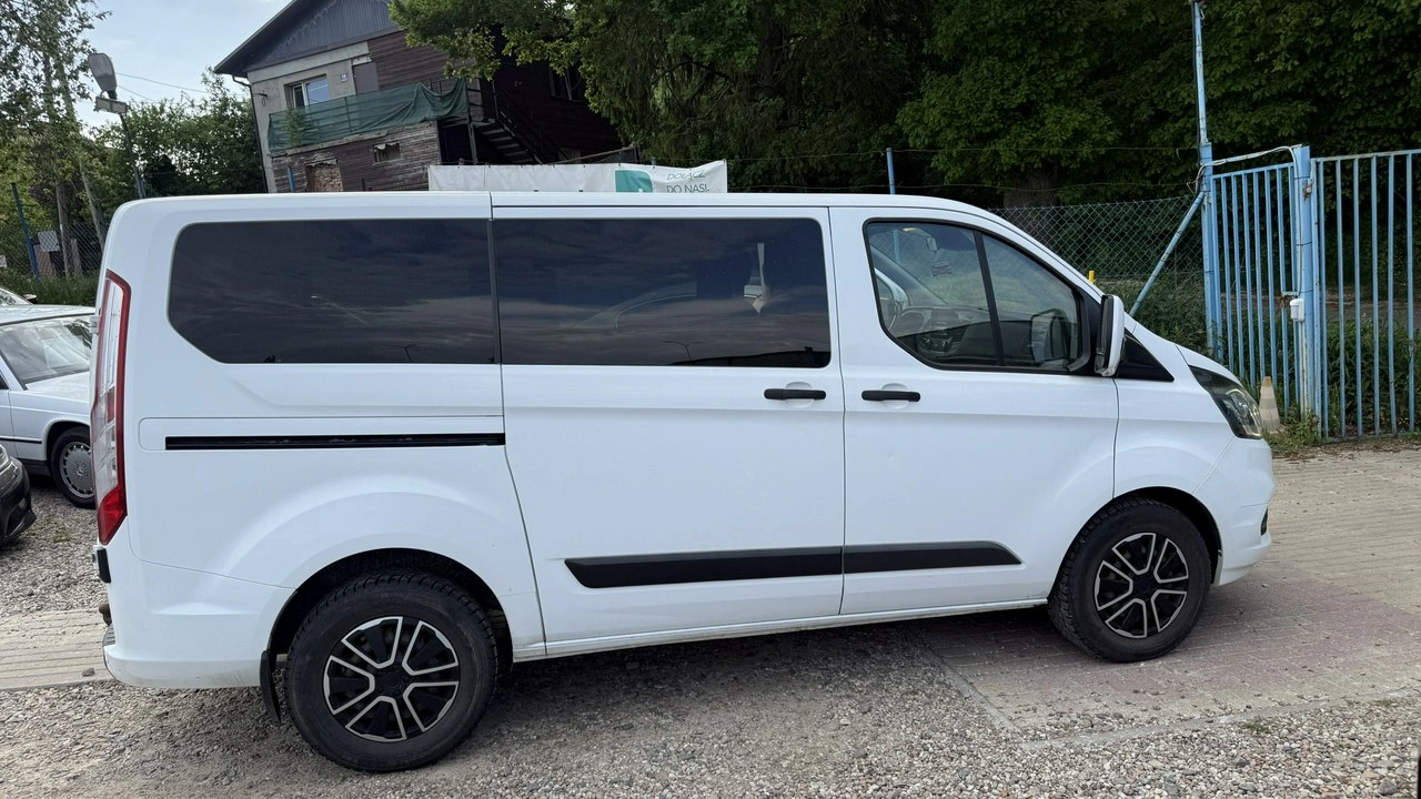 Ford Transit Custom - Zdjęcie 2